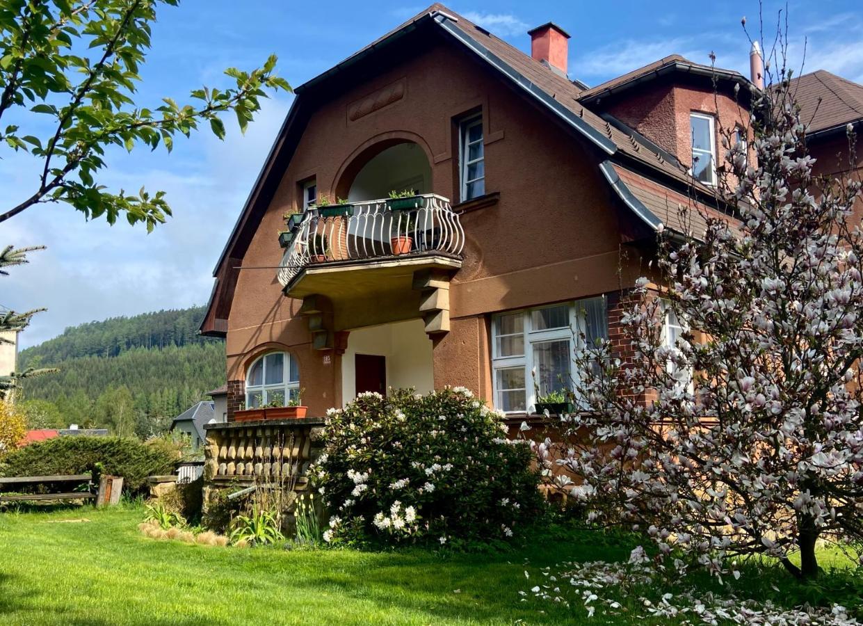 Apartman Teplice nad Metují Exterior photo